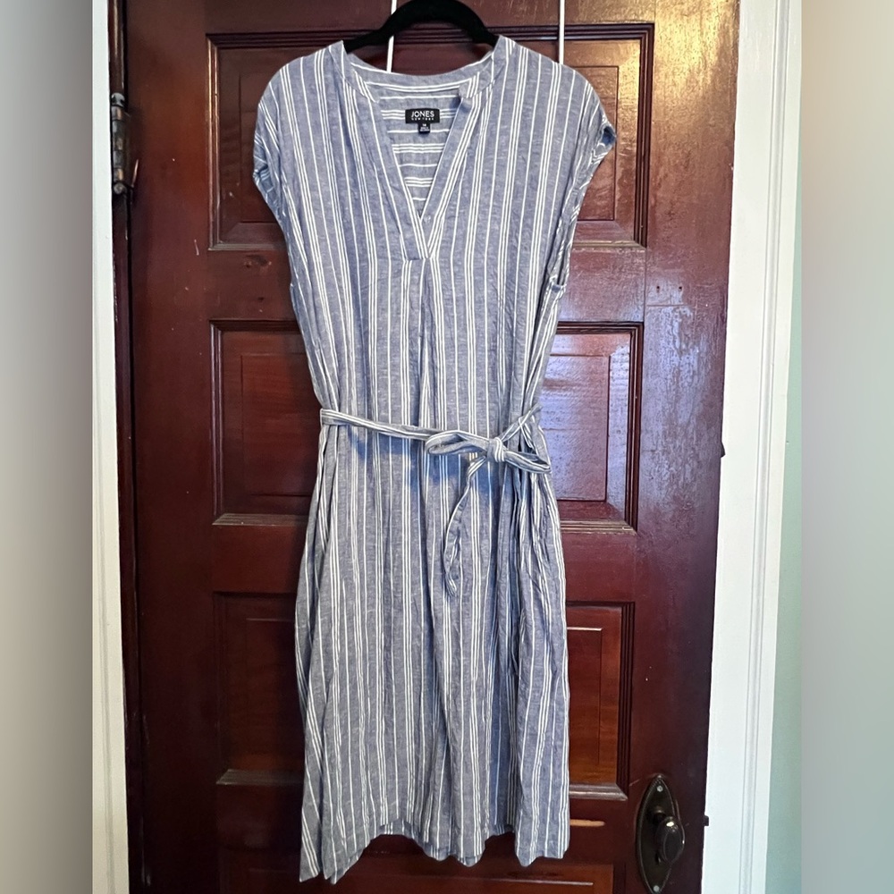 Jones New York Blue and White Vertical Stripe Tie-Waist Midi Dress